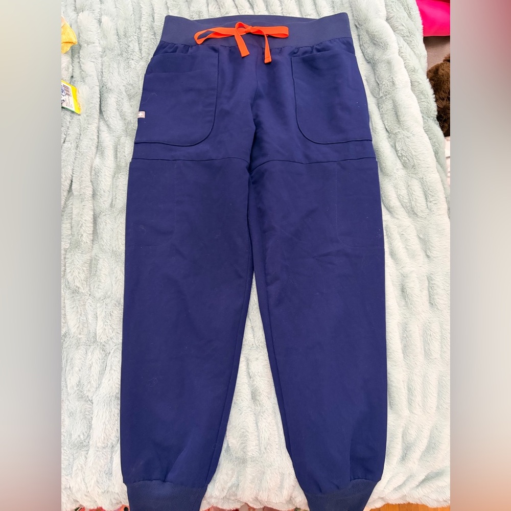 Figs Navy Jogger Scrub pants